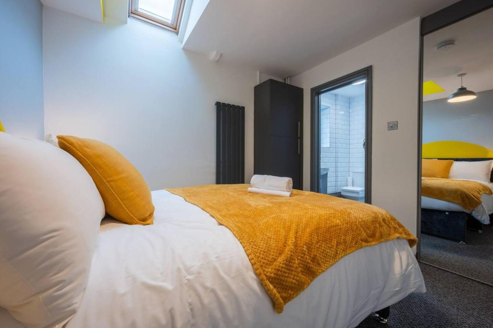 Stunning One Bedroom Apartments Near Shops & Central Cardiff Kültér fotó