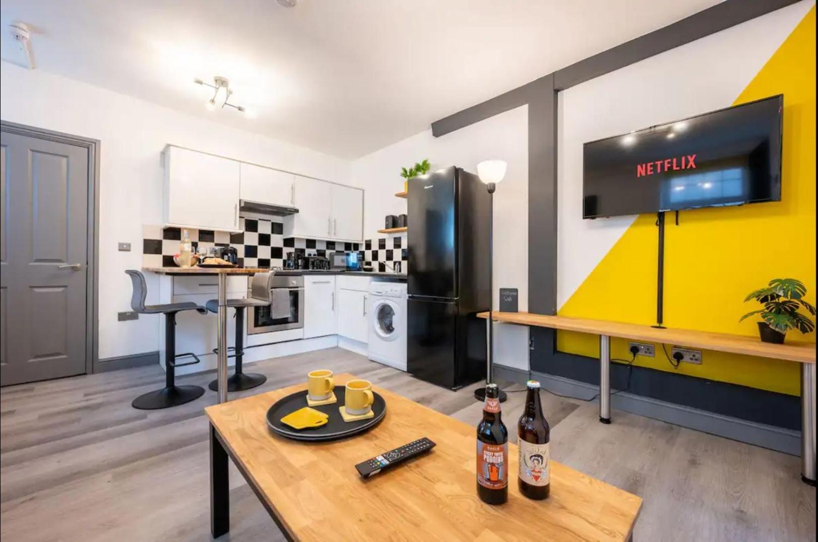 Stunning One Bedroom Apartments Near Shops & Central Cardiff Kültér fotó