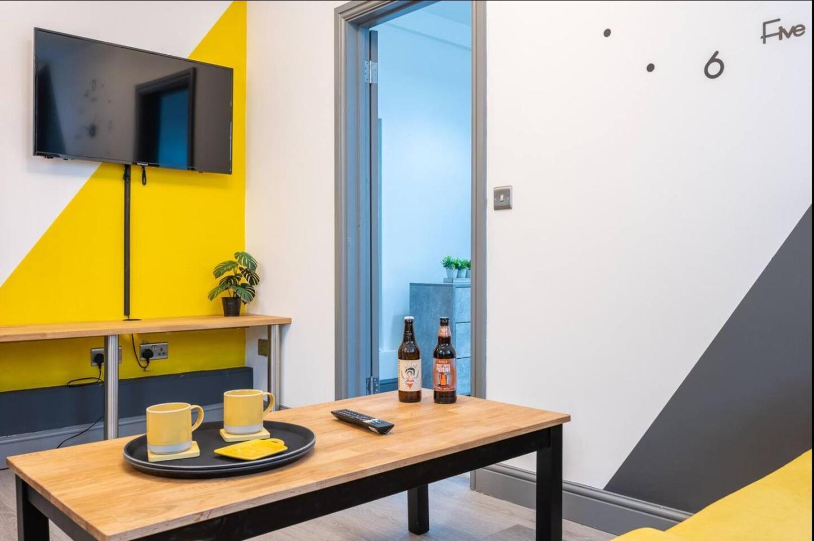 Stunning One Bedroom Apartments Near Shops & Central Cardiff Kültér fotó